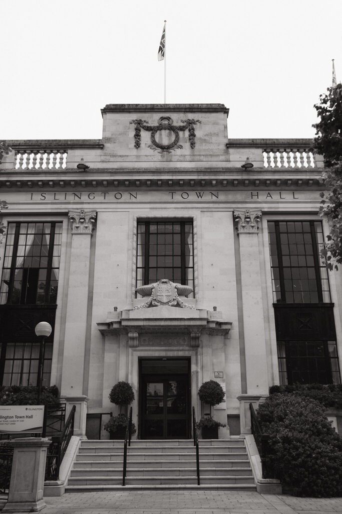 beautiful-london-wedding-venue-islington-town-hall-1